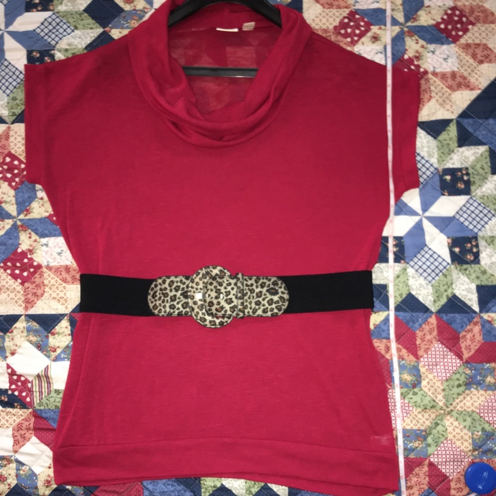 Red casual or dressy top